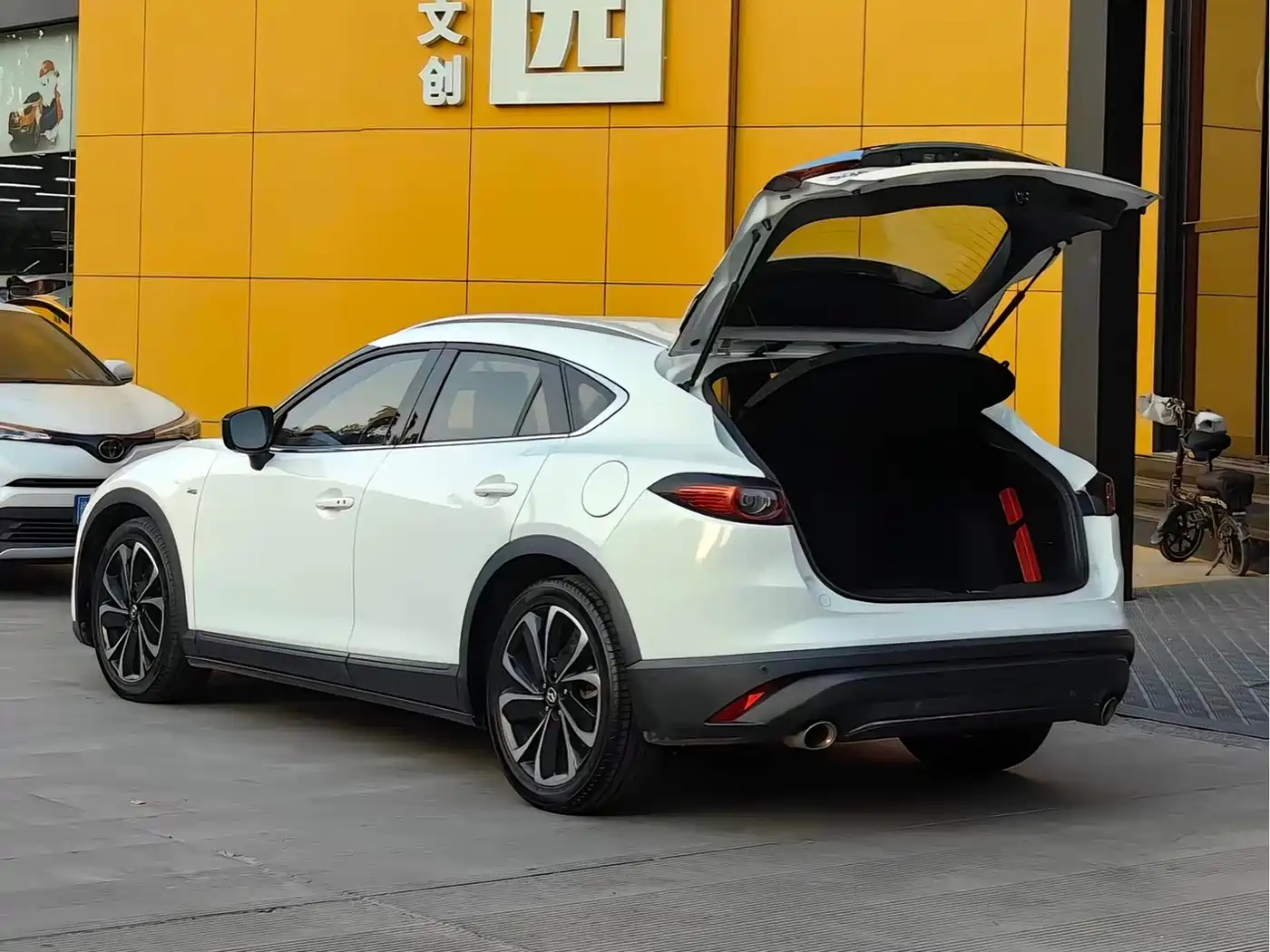 Mazda CX-4 2021