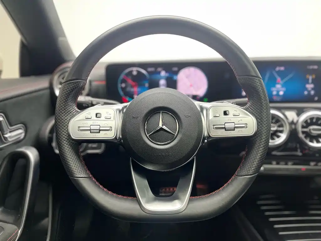 Mercedes-Benz CLA 2021