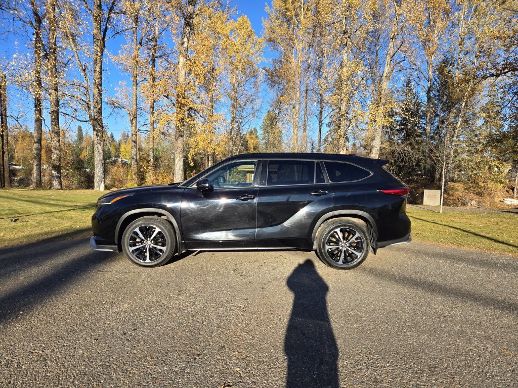 Toyota Highlander 2021