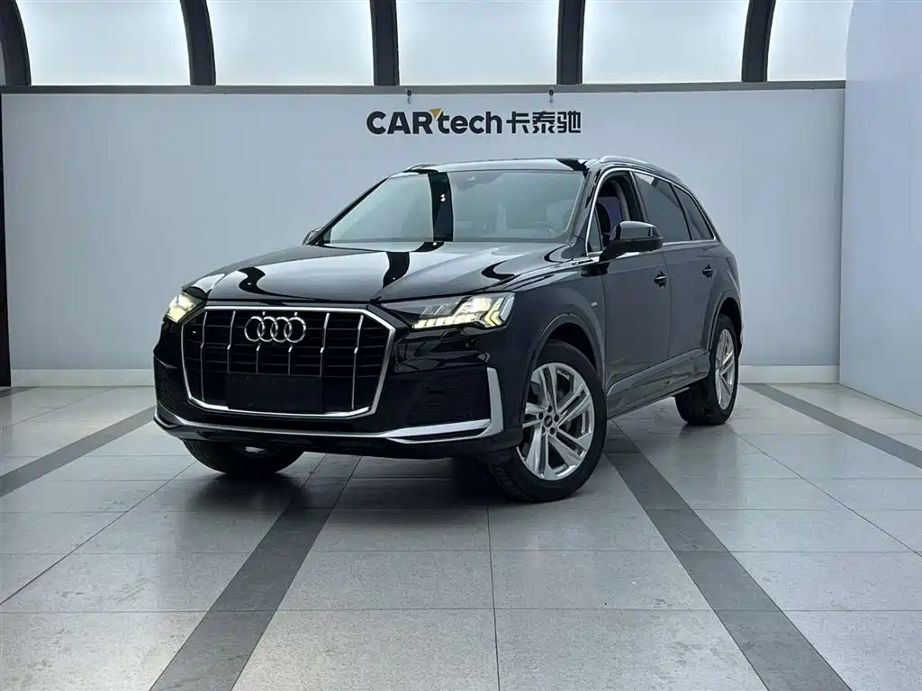 Audi Q7 2021