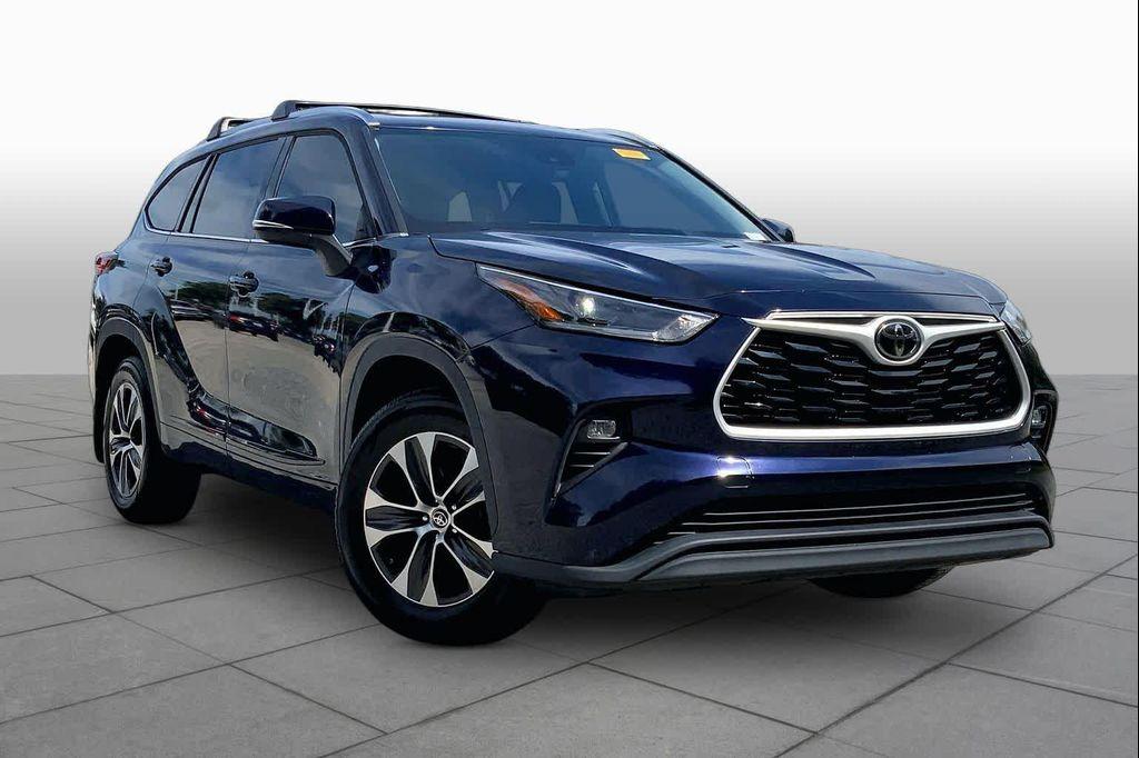 Toyota Highlander 2021