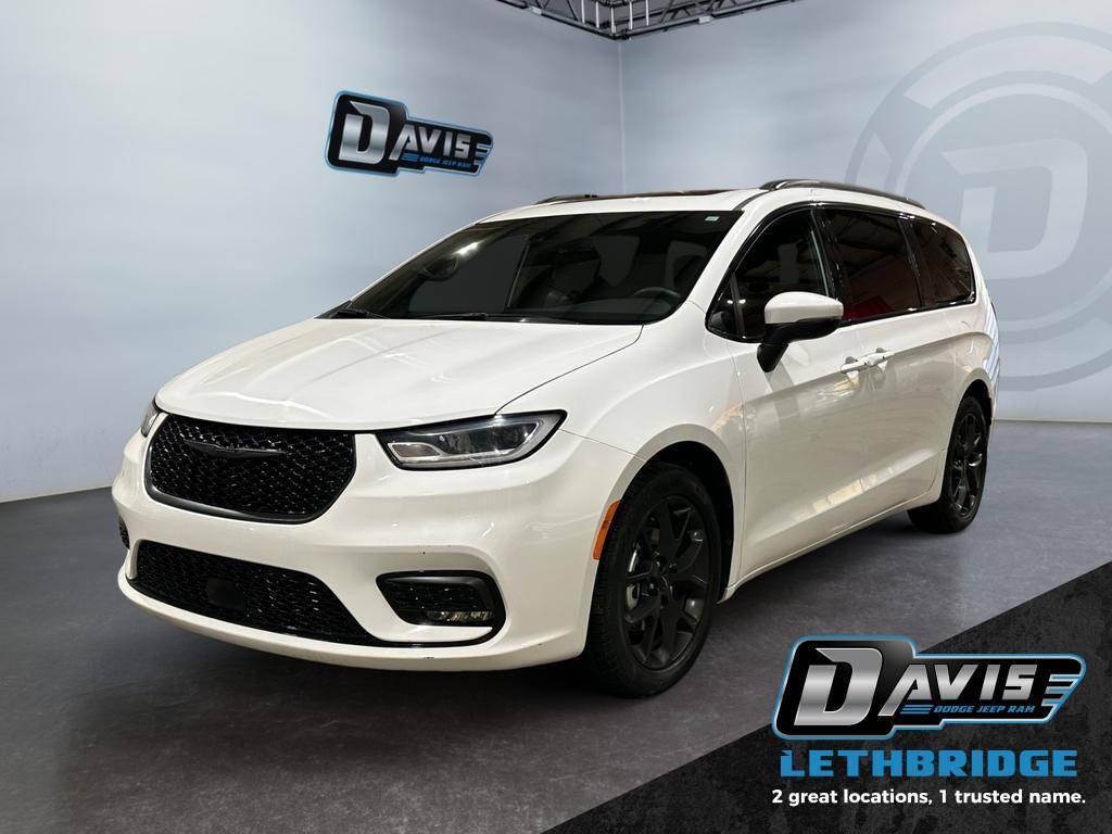 Chrysler Pacifica 2023