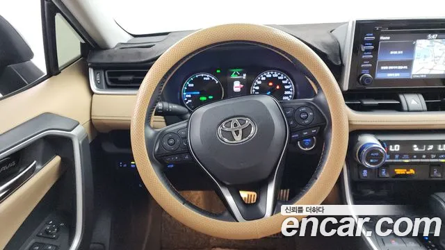 Toyota RAV4 2021