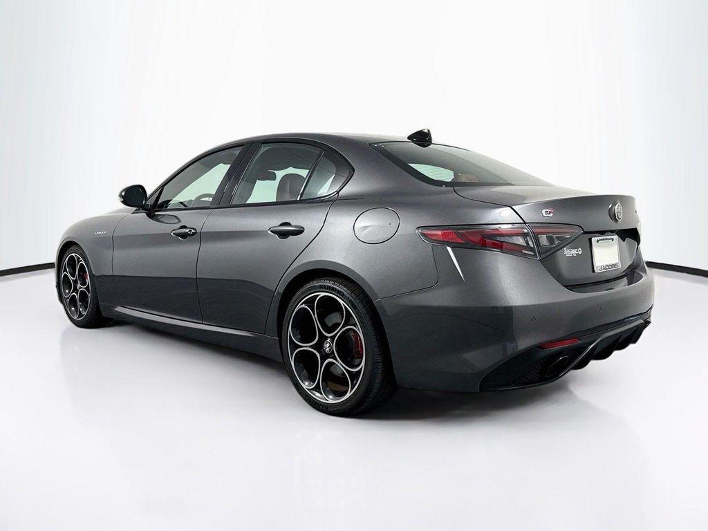 Alfa Romeo Giulia 2024