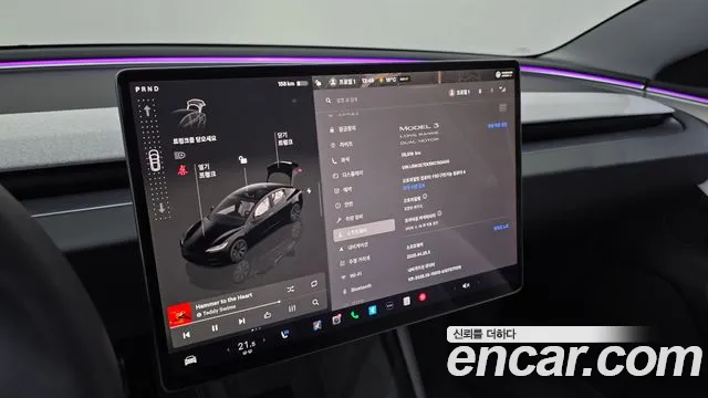 Tesla Model 3 2024
