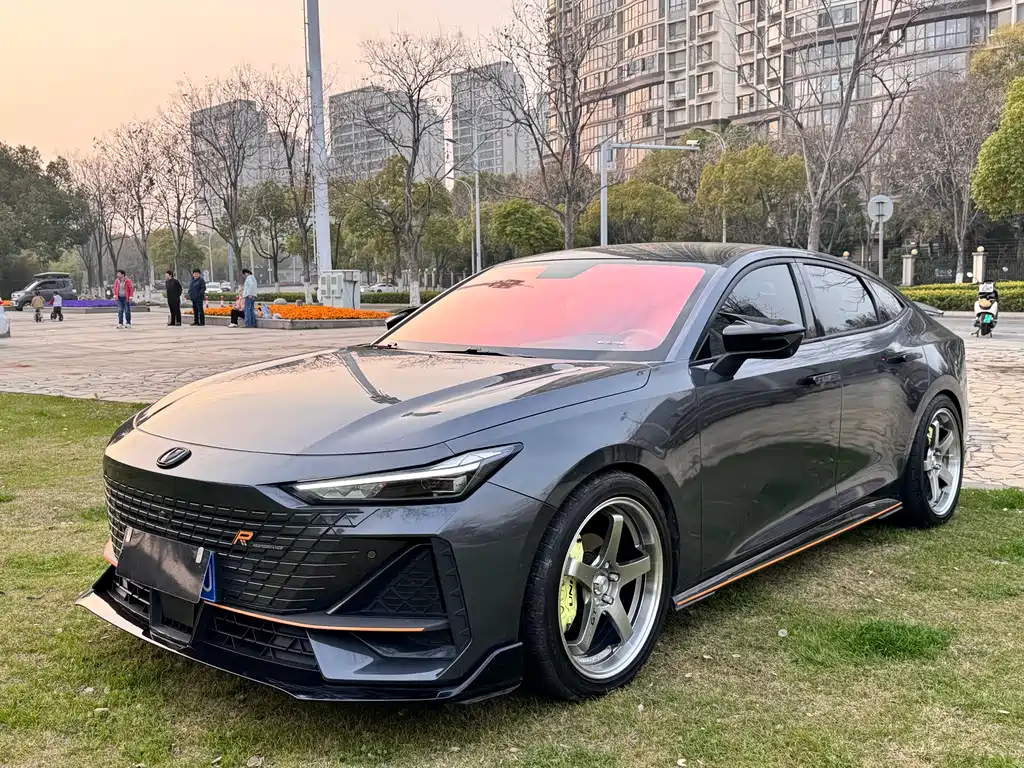 Changan UNI-V 2022