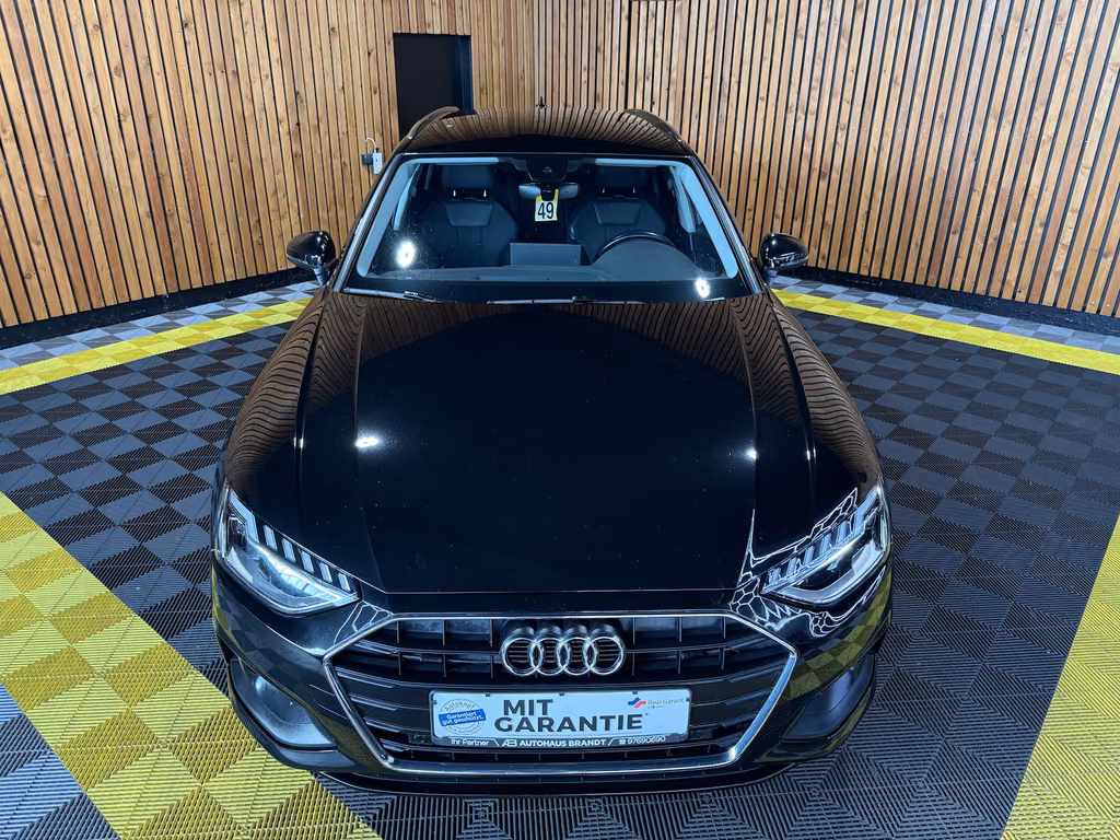 Audi A4 2023