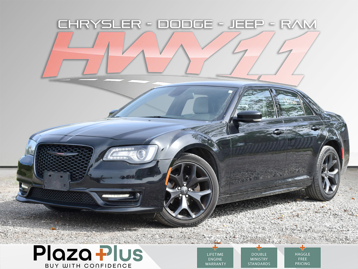 Chrysler 300 2021