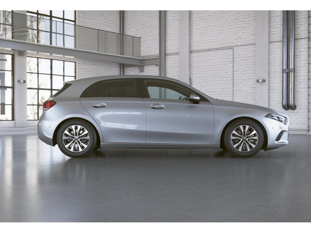 Mercedes-Benz A 200 2022