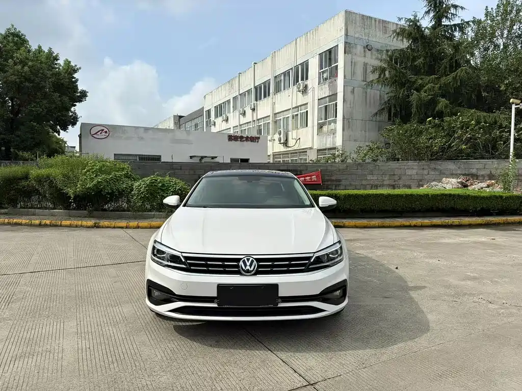 Volkswagen Lamando 2021