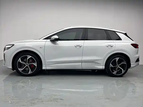 Audi Q4 e-tron 2022