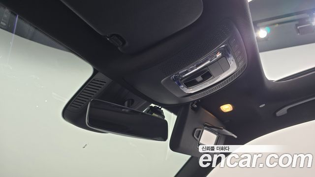 Mercedes-Benz GLB 2021