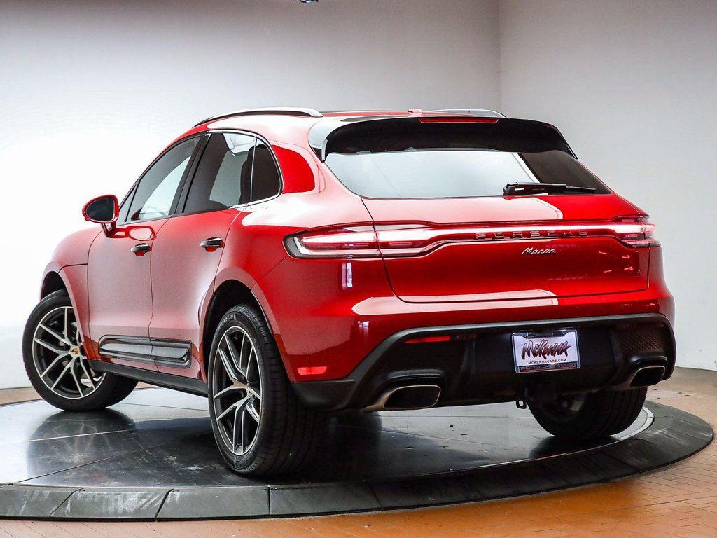 Porsche Macan 2025