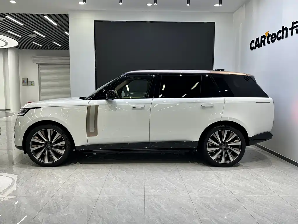 Land Rover Range Rover 2024