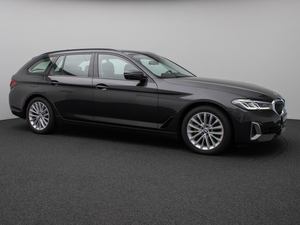 BMW 530 2023