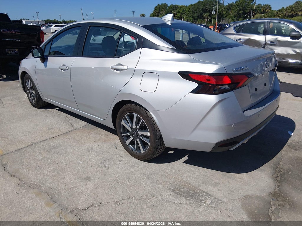 Nissan Versa 2025