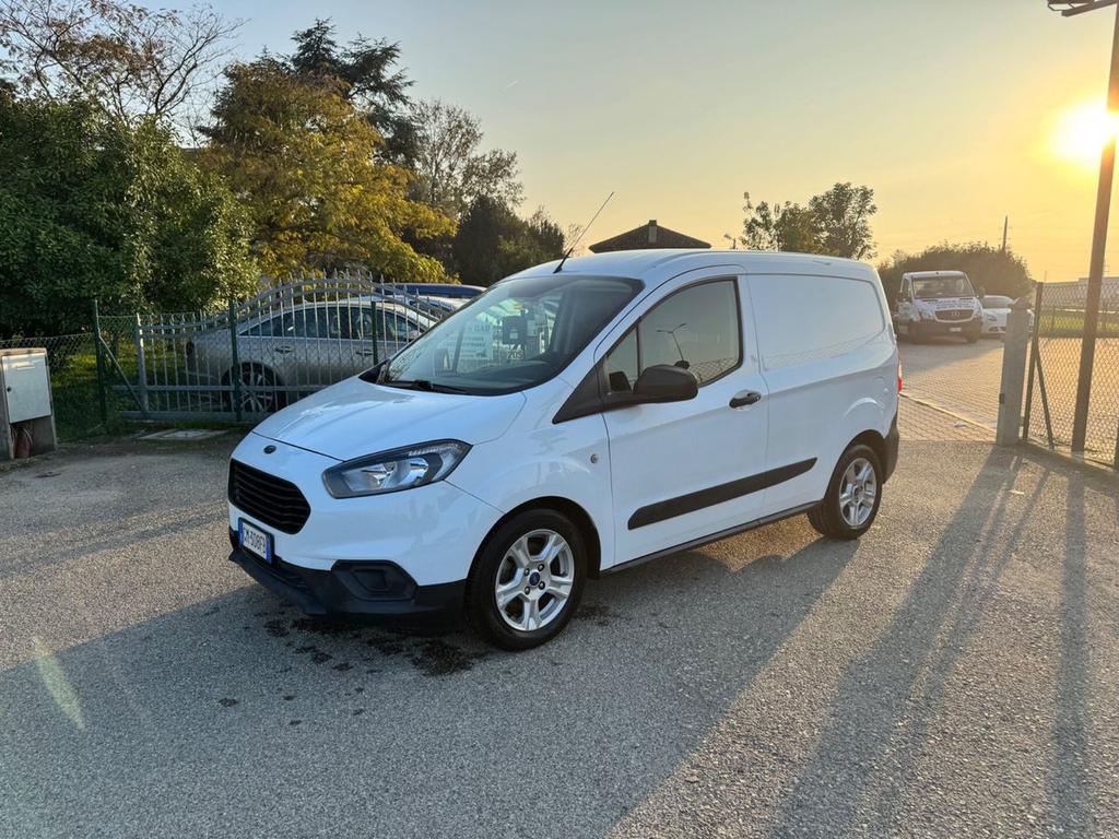 Ford TRANSIT COURIER 2022
