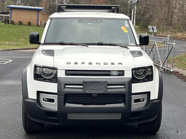 Land Rover Defender 2023