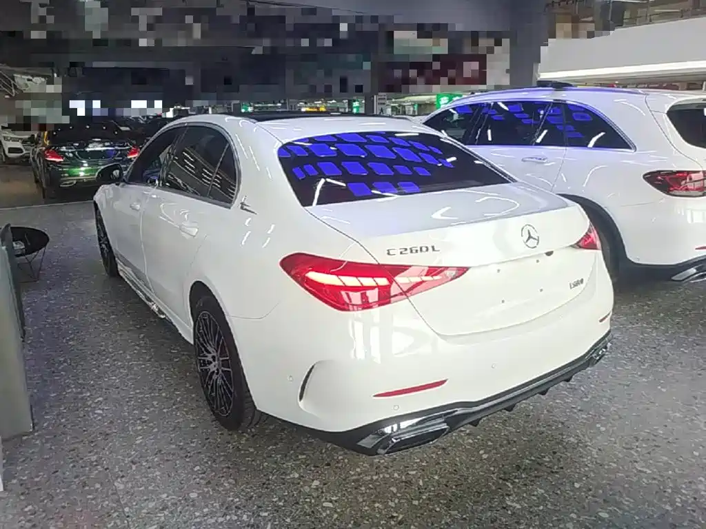 Mercedes-Benz C-Класс 2024