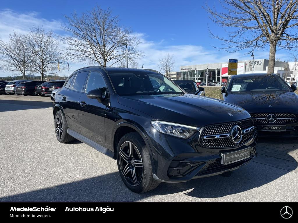 Mercedes-Benz GLC 300 2023