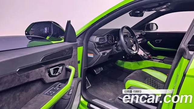 Lamborghini Urus 2022