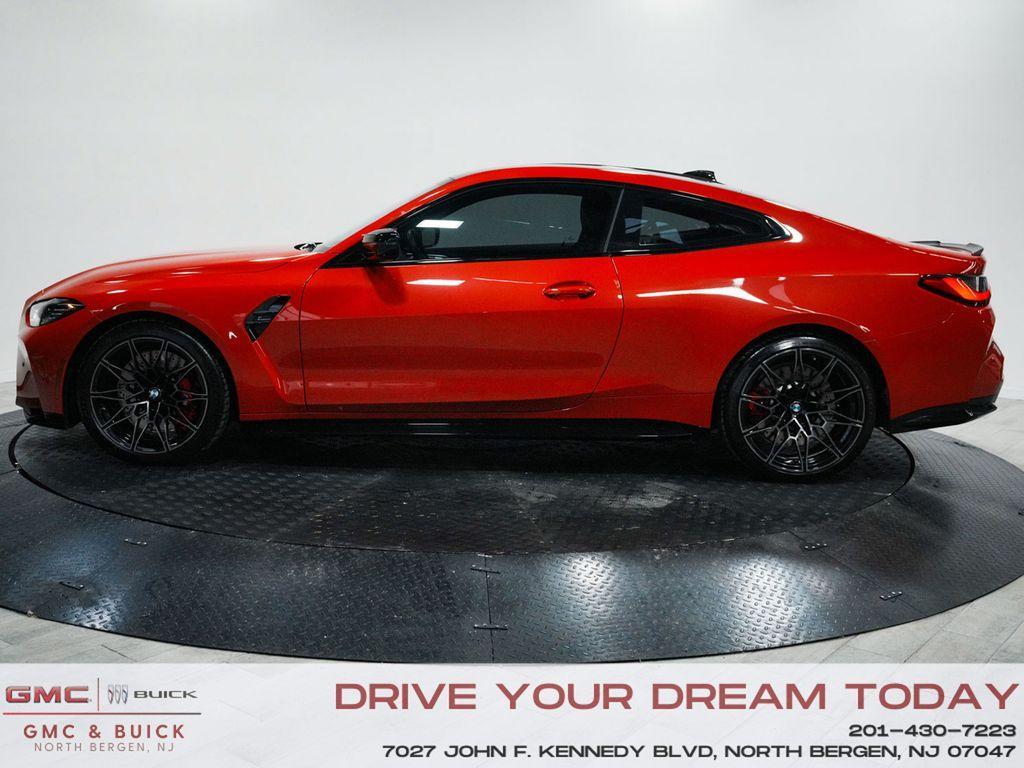 BMW M4 2022