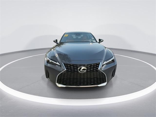 Lexus IS 300 2024