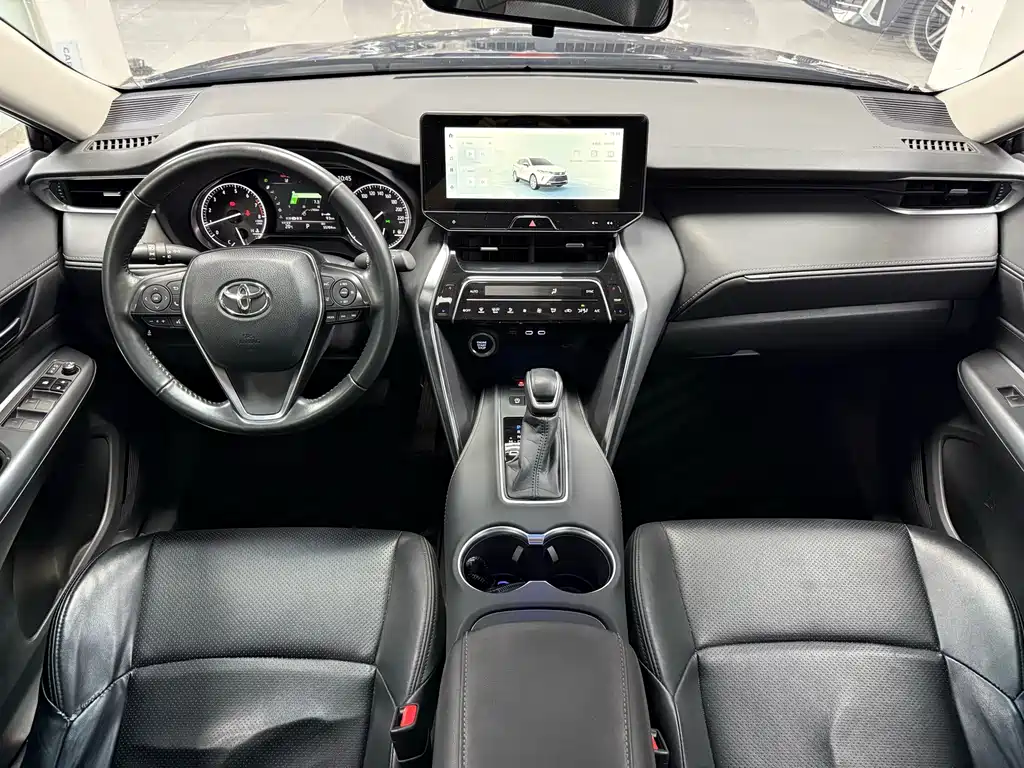 Toyota Harrier 2023