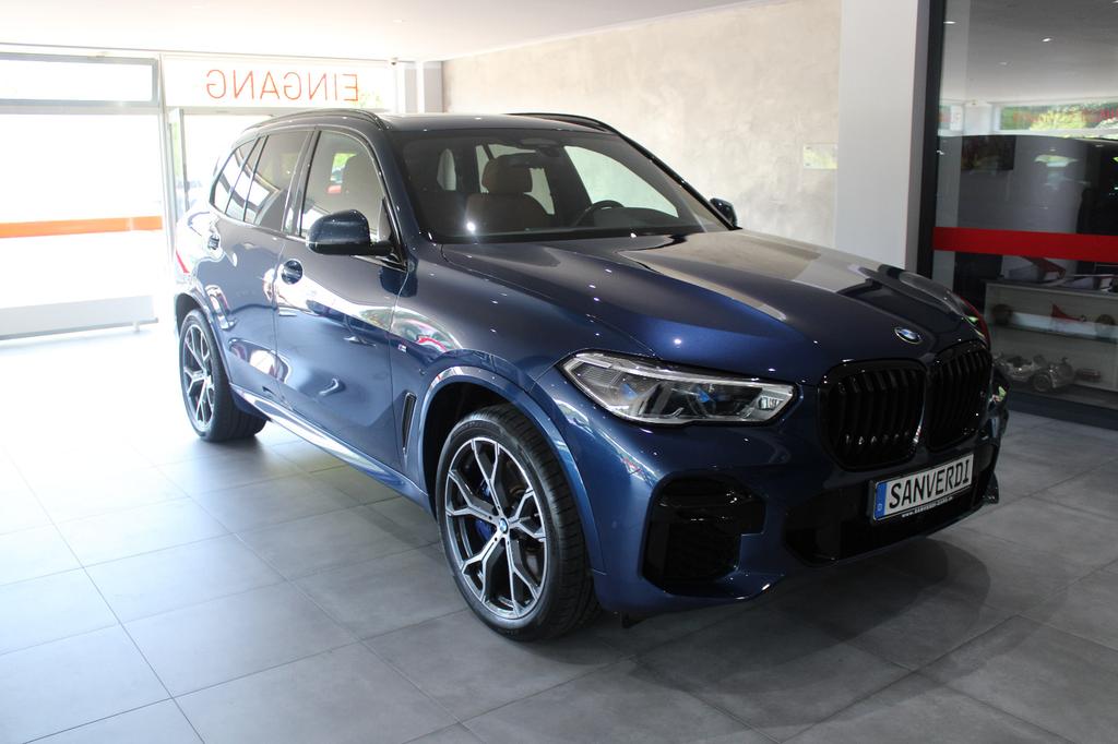 BMW X5 2021