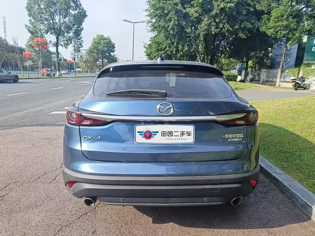 Mazda CX-4 2022