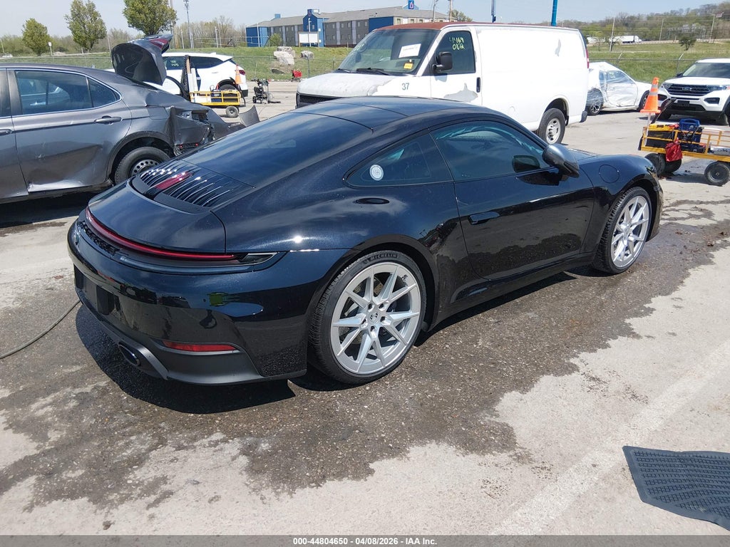Porsche 911 2025