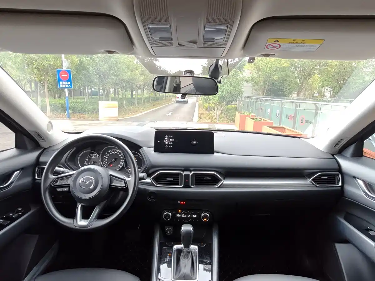 Mazda CX-5 2025
