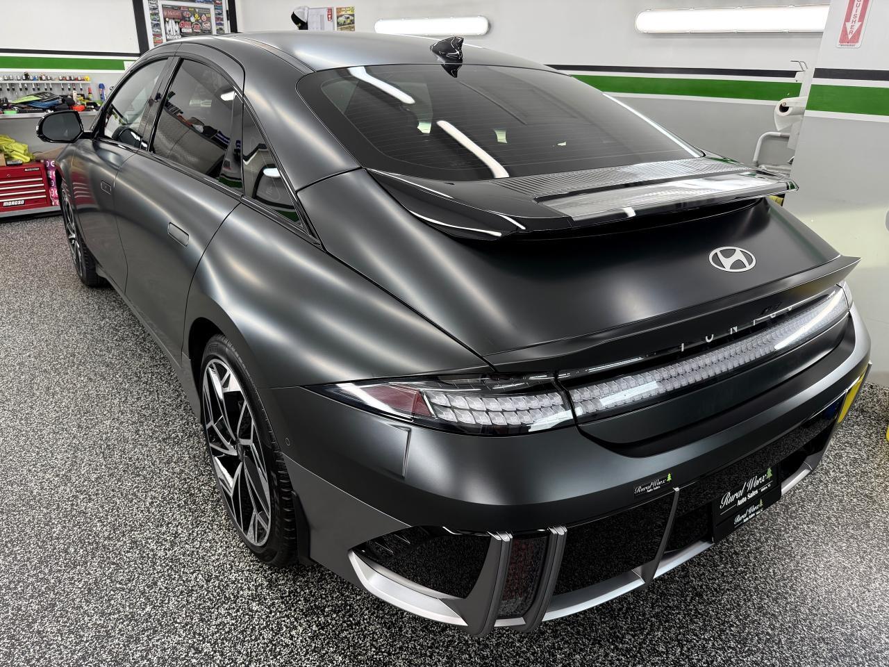 Hyundai IONIQ 2023
