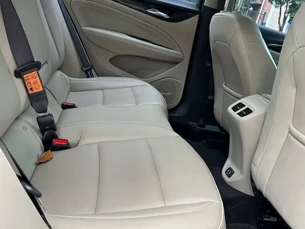 Buick Regal 2021
