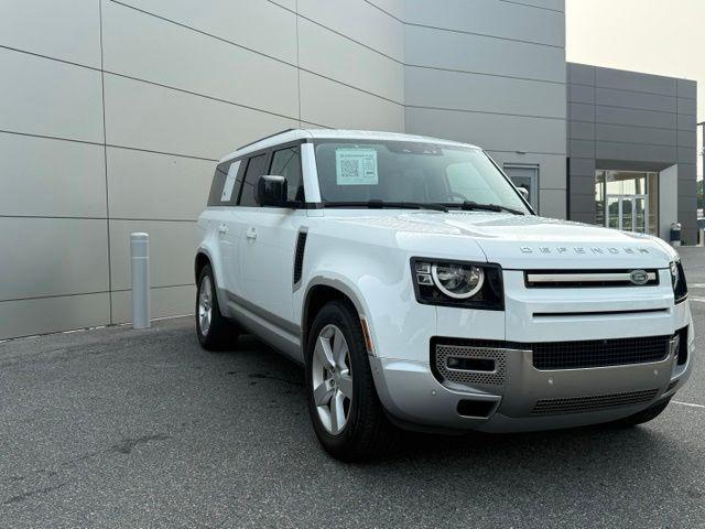 Land Rover Defender 2023