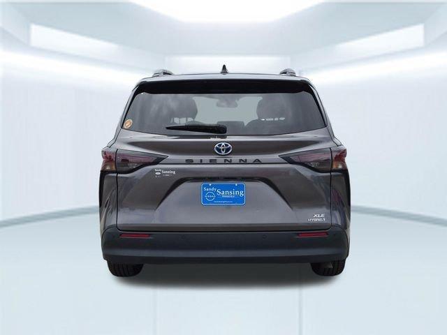 Toyota Sienna 2024