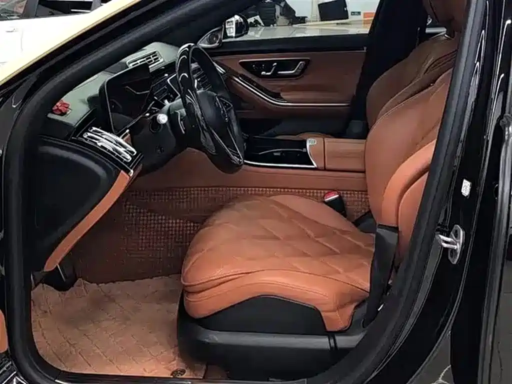 Mercedes-Benz Maybach S-Класс 2023