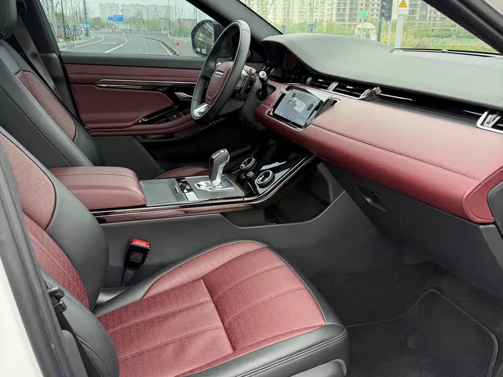 Land Rover Range Rover Evoque 2021