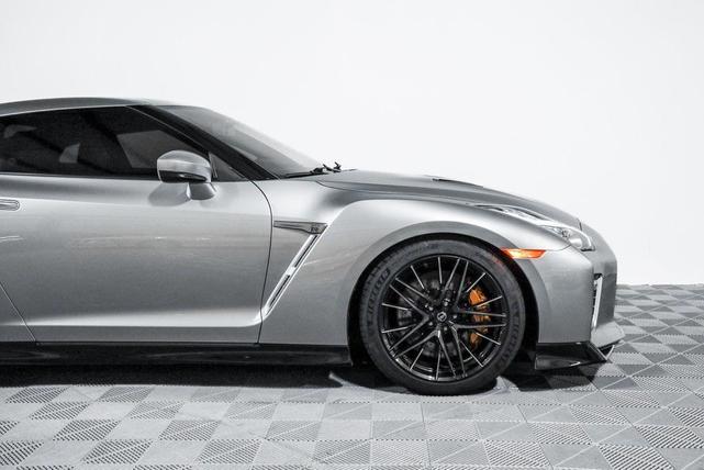 Nissan GT-R 2021