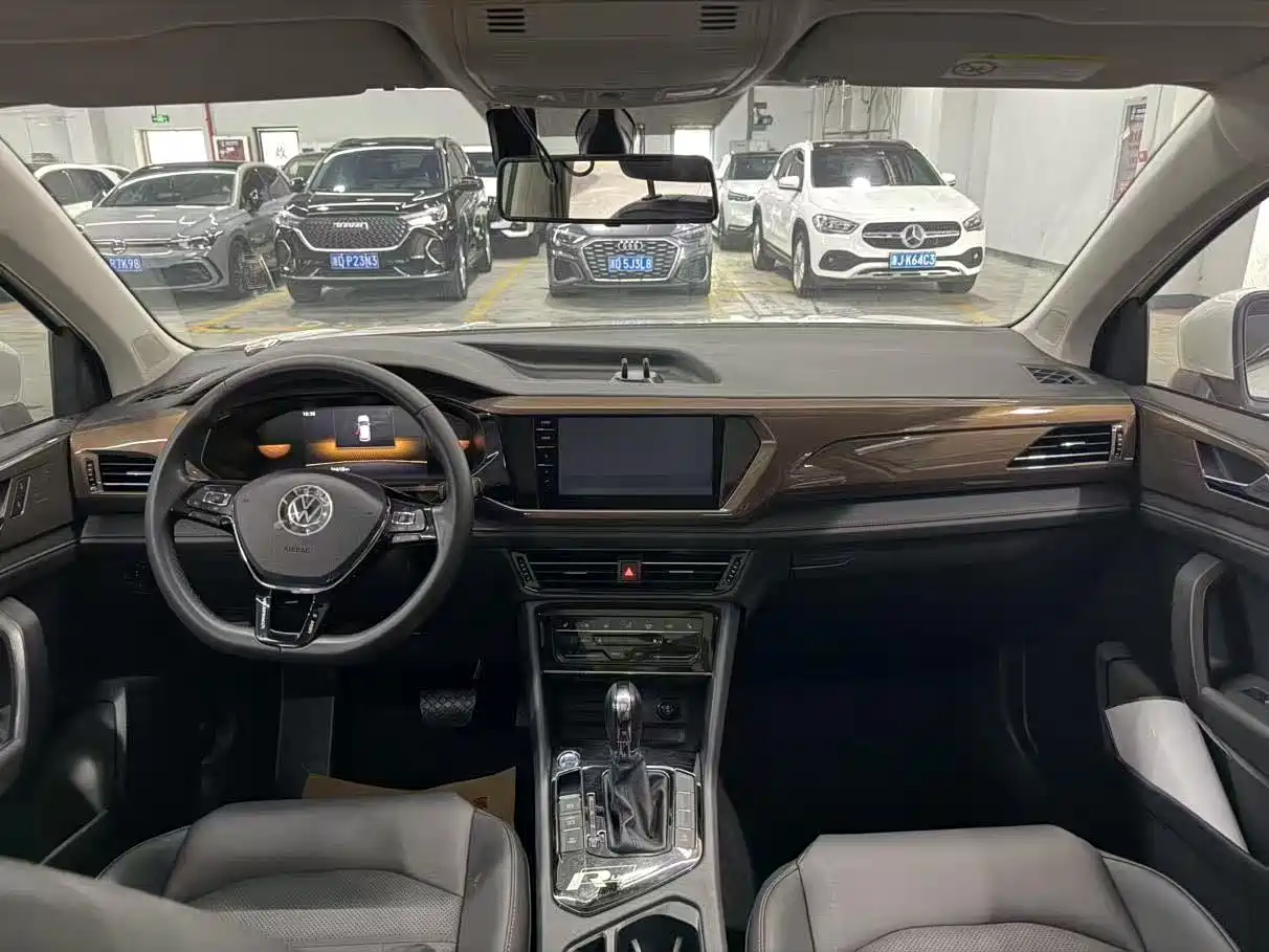 Volkswagen Tharu 2022