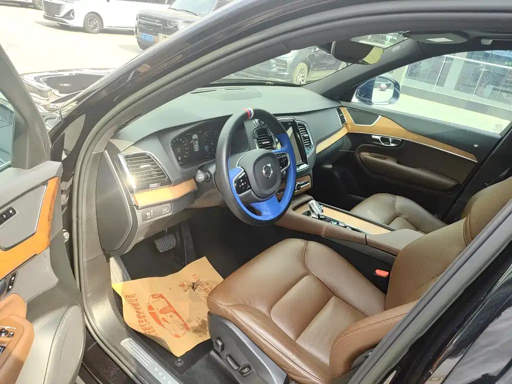 Volvo XC90 2022