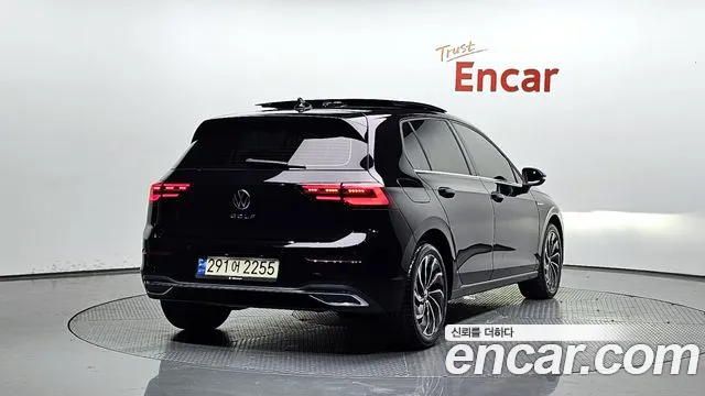 Volkswagen Golf 2023