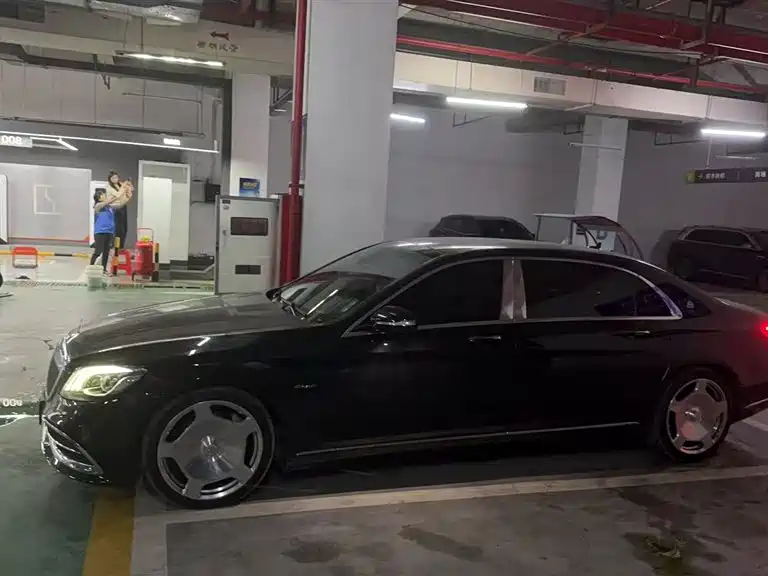 Mercedes-Benz Maybach S-Класс 2021