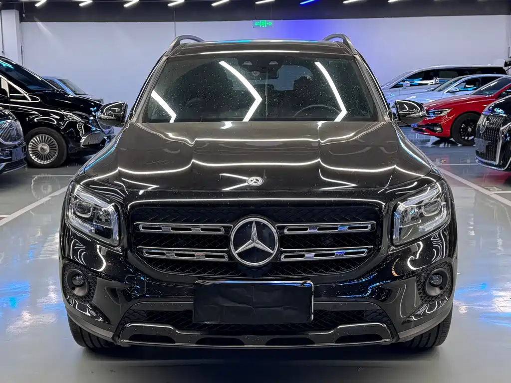 Mercedes-Benz GLB 2021