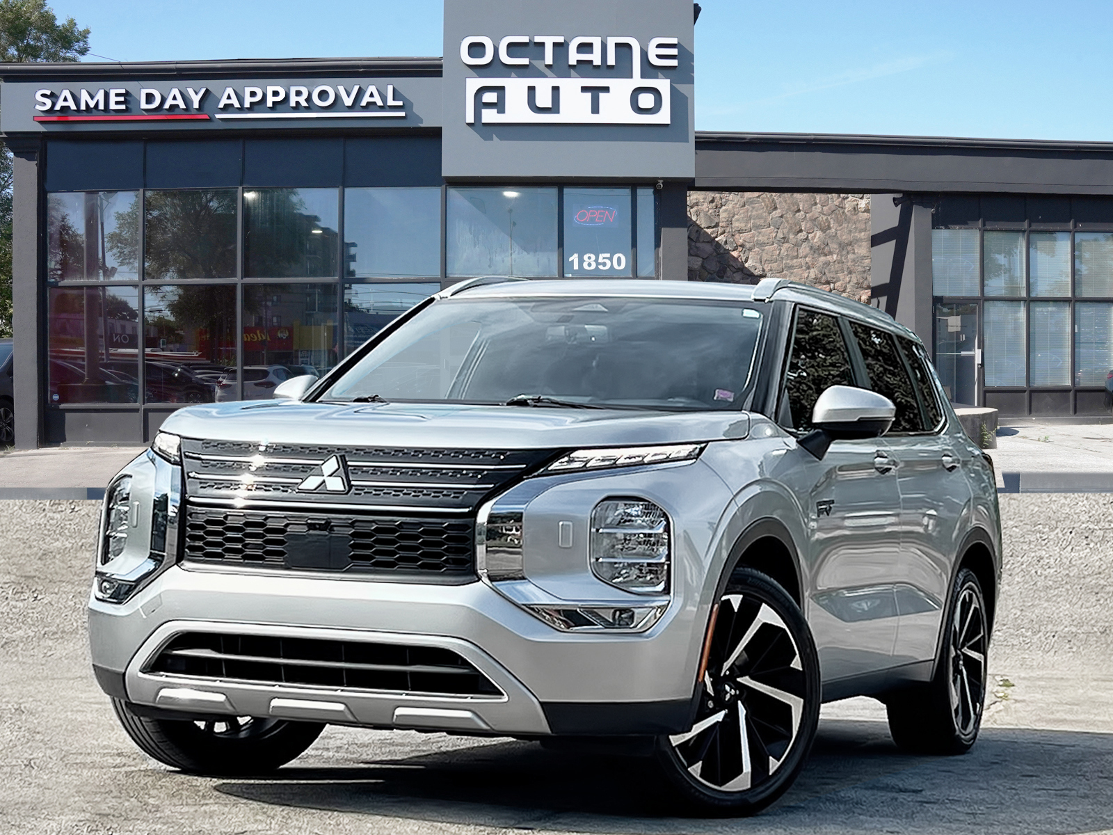 Mitsubishi Outlander 2023