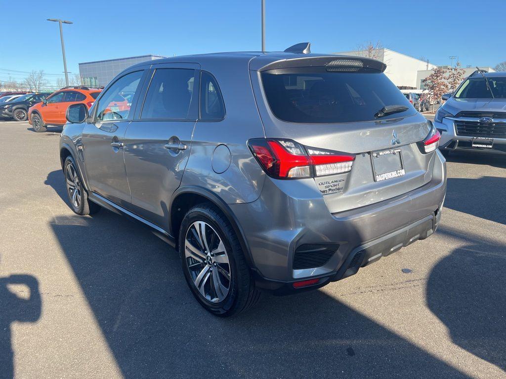 Mitsubishi Outlander Sport 2021