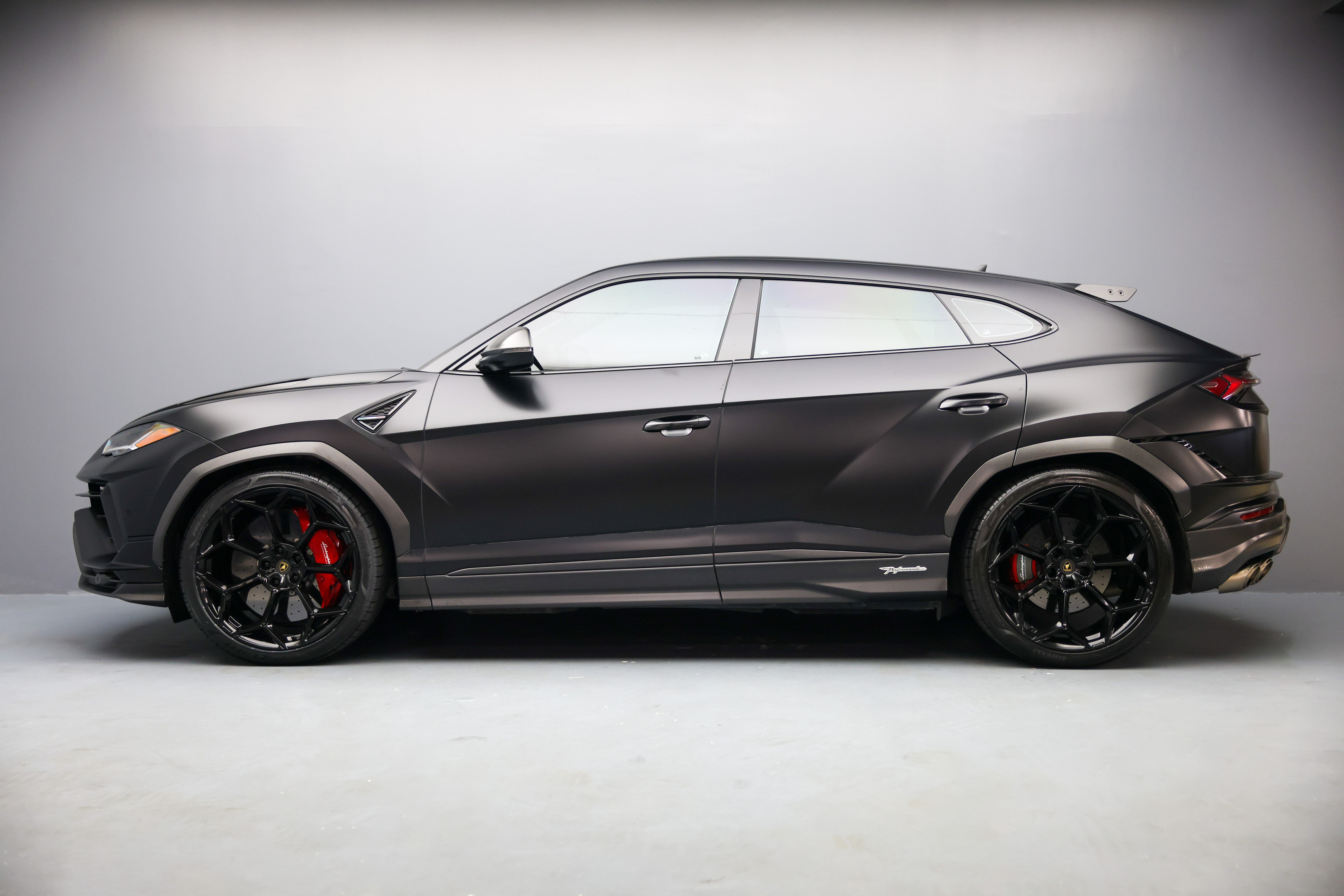 Lamborghini Urus 2024