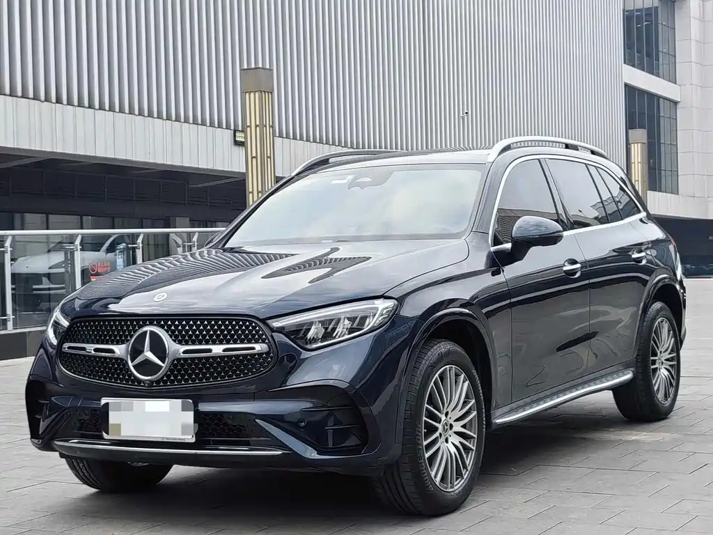 Mercedes-Benz GLC 2023