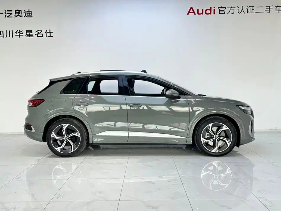 Audi Q4 e-tron 2024