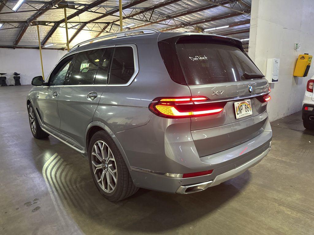 BMW X7 2024